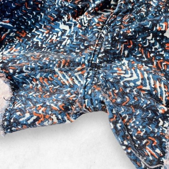 Levi’s Womens Jean Shorts Size 10 W30 Multicolored Low Rise‎ Raw Hem Cut Offs - Picture 8 of 11